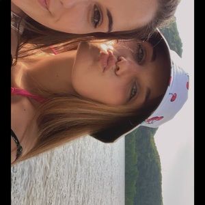 Meet your Posher, Diane